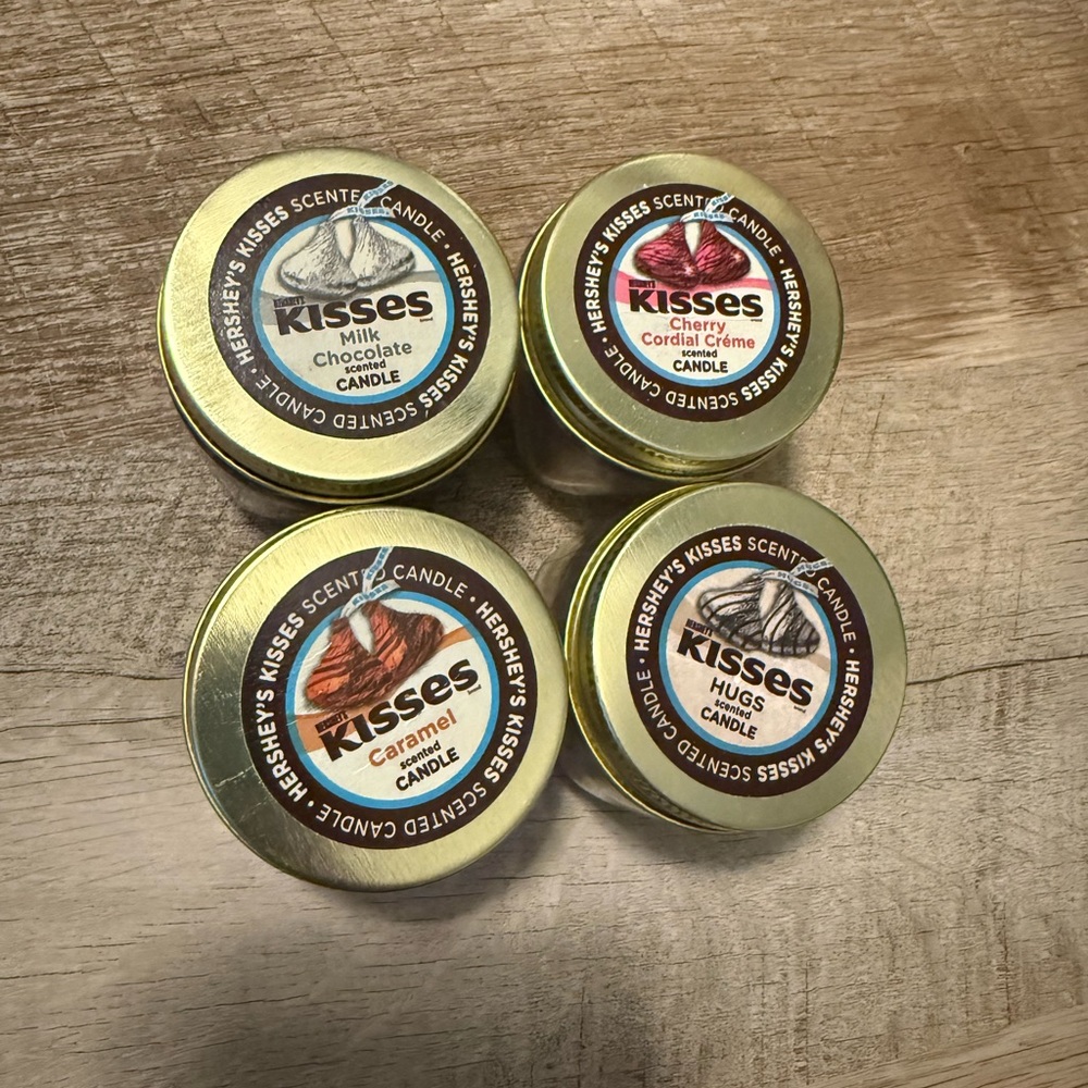 Hershey's Kisses Scented Candle Set